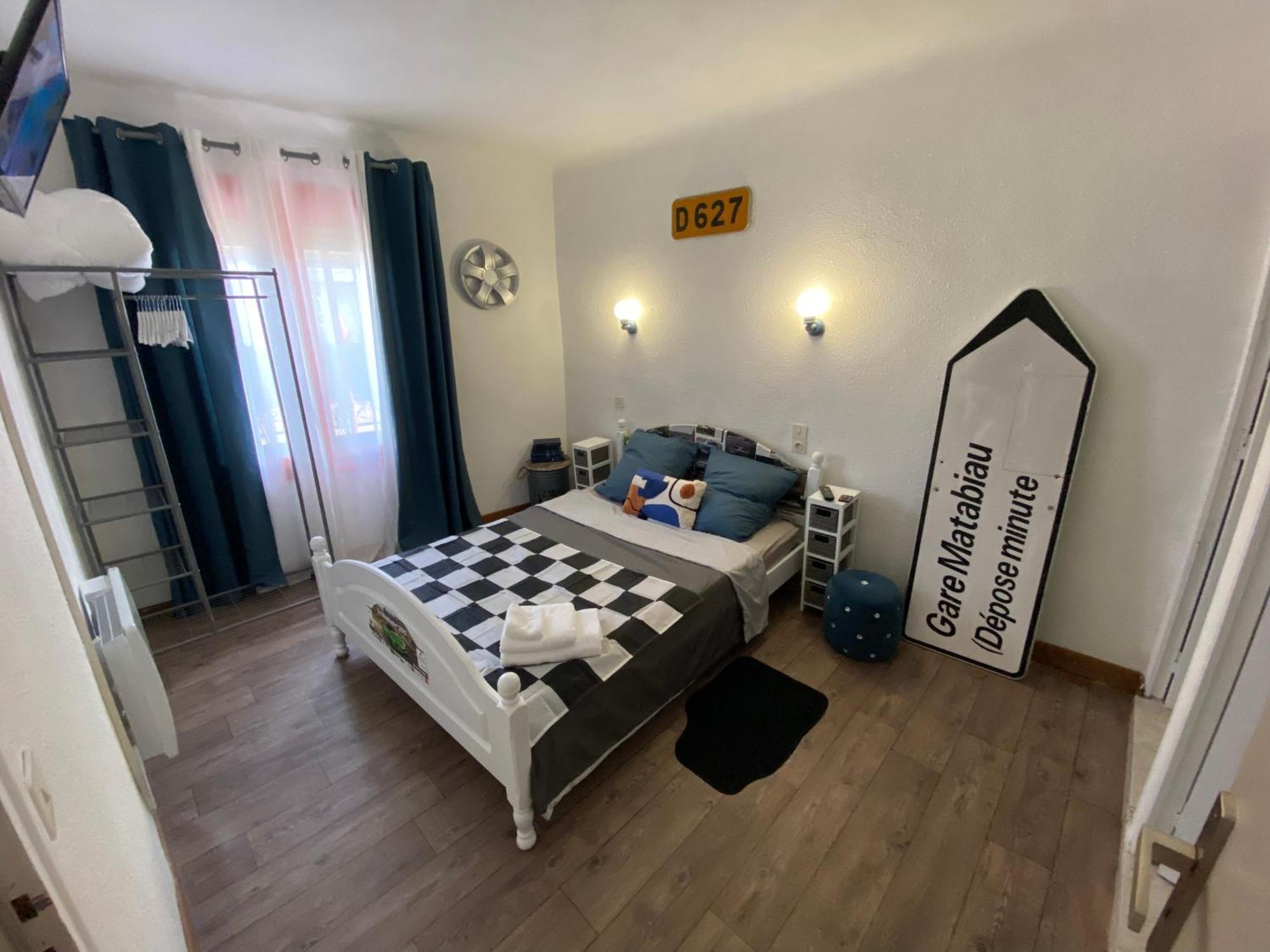 Os-Thel, Chambres A Louer Tautavel Dış mekan fotoğraf